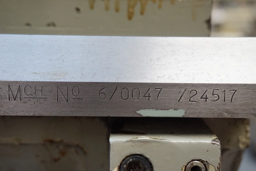 Colchester Triumph 2000 Straight Bed Centre Lathe