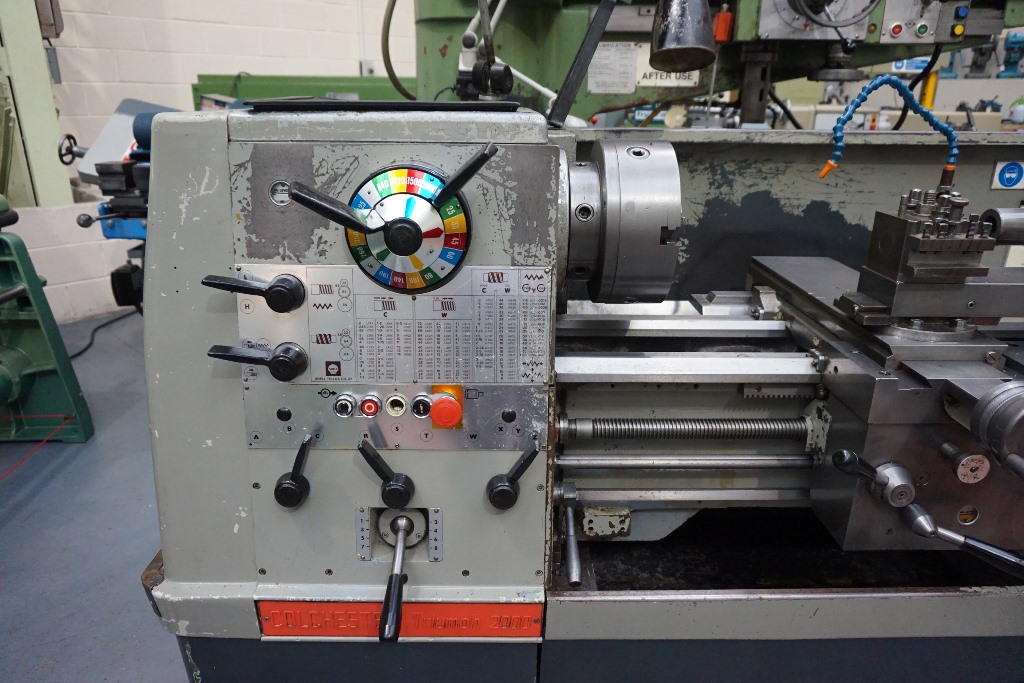 Colchester Triumph 2000 Straight Bed Centre Lathe