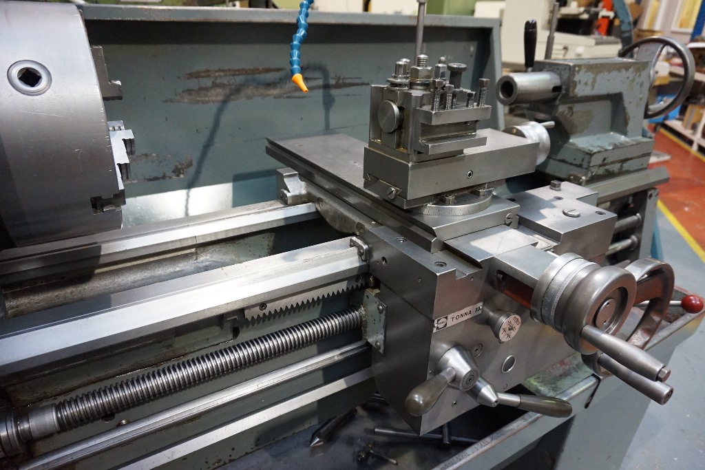 Colchester Triumph 2000 Gap Bed Centre Lathe