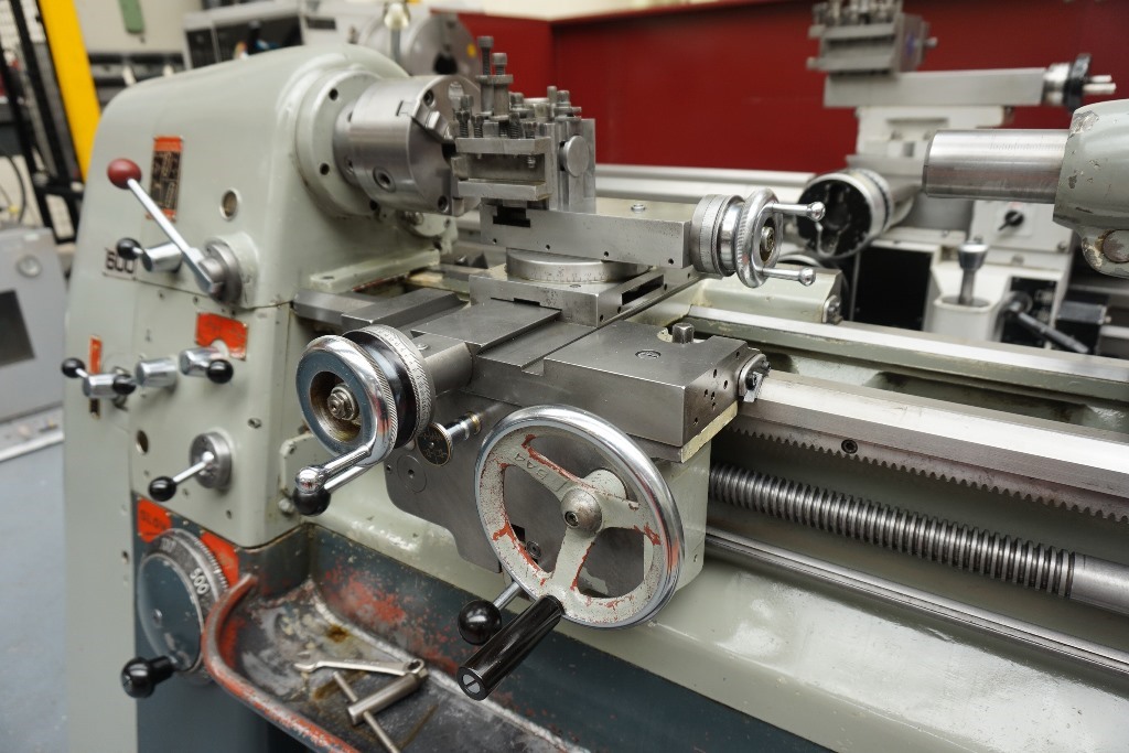 Colchester Chipmaster Variable Speed Centre Lathe