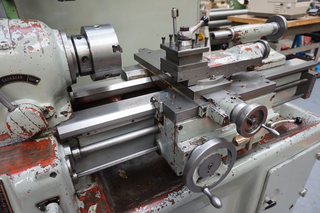 Smart & Brown Type 1024 Toolroom Centre Lathe
