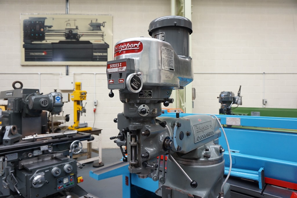 Bridgeport Model BR2J2 Turret Milling Machine