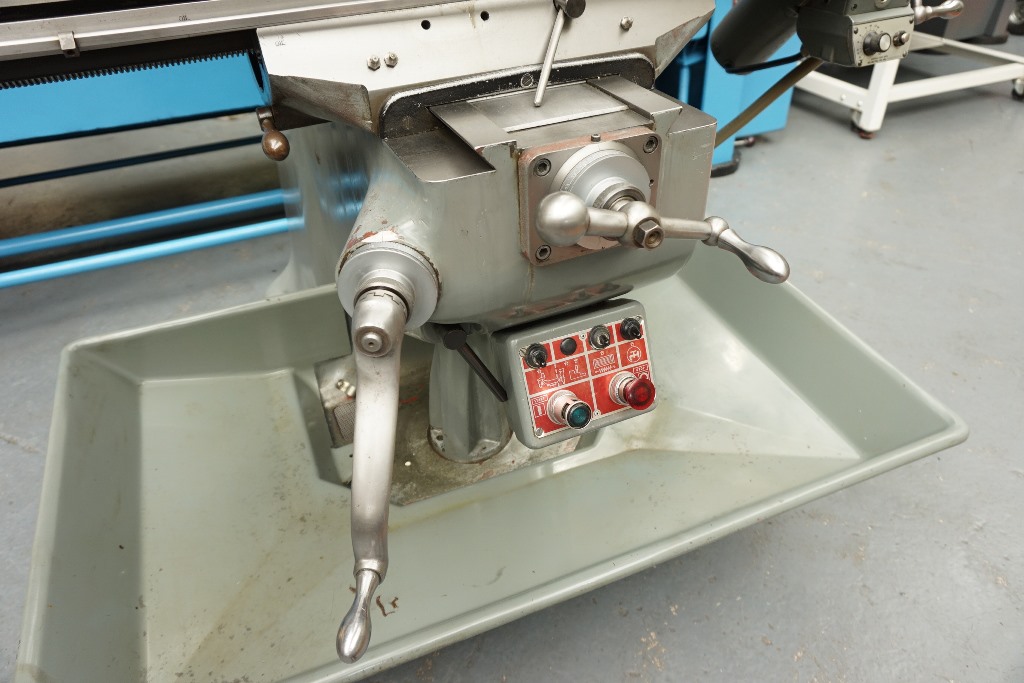 Bridgeport Model BR2J2 Turret Milling Machine