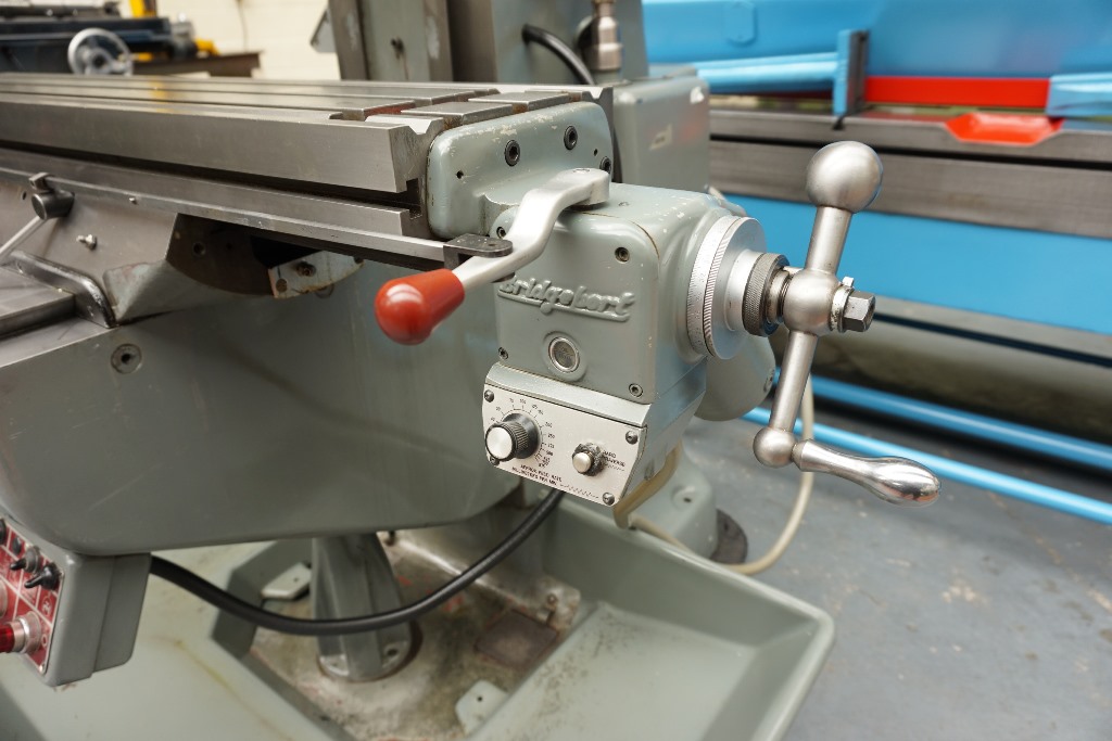 Bridgeport Model BR2J2 Turret Milling Machine