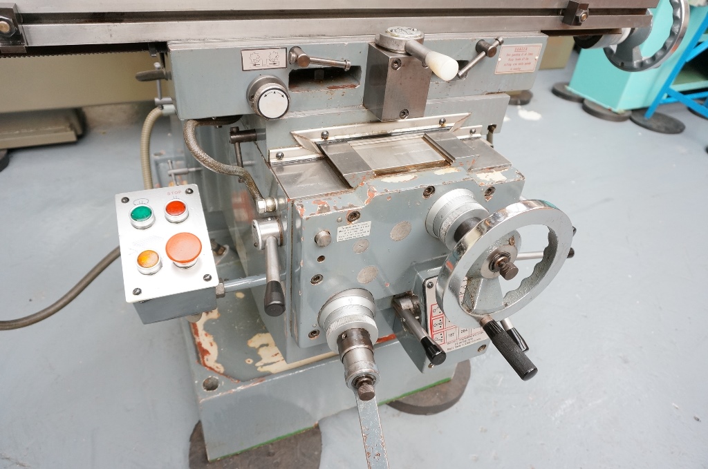 Ajax No.1 Universal Mill