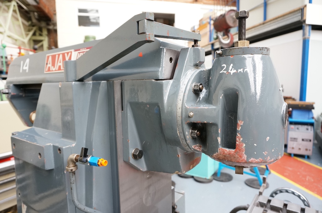 Ajax No.1 Universal Mill