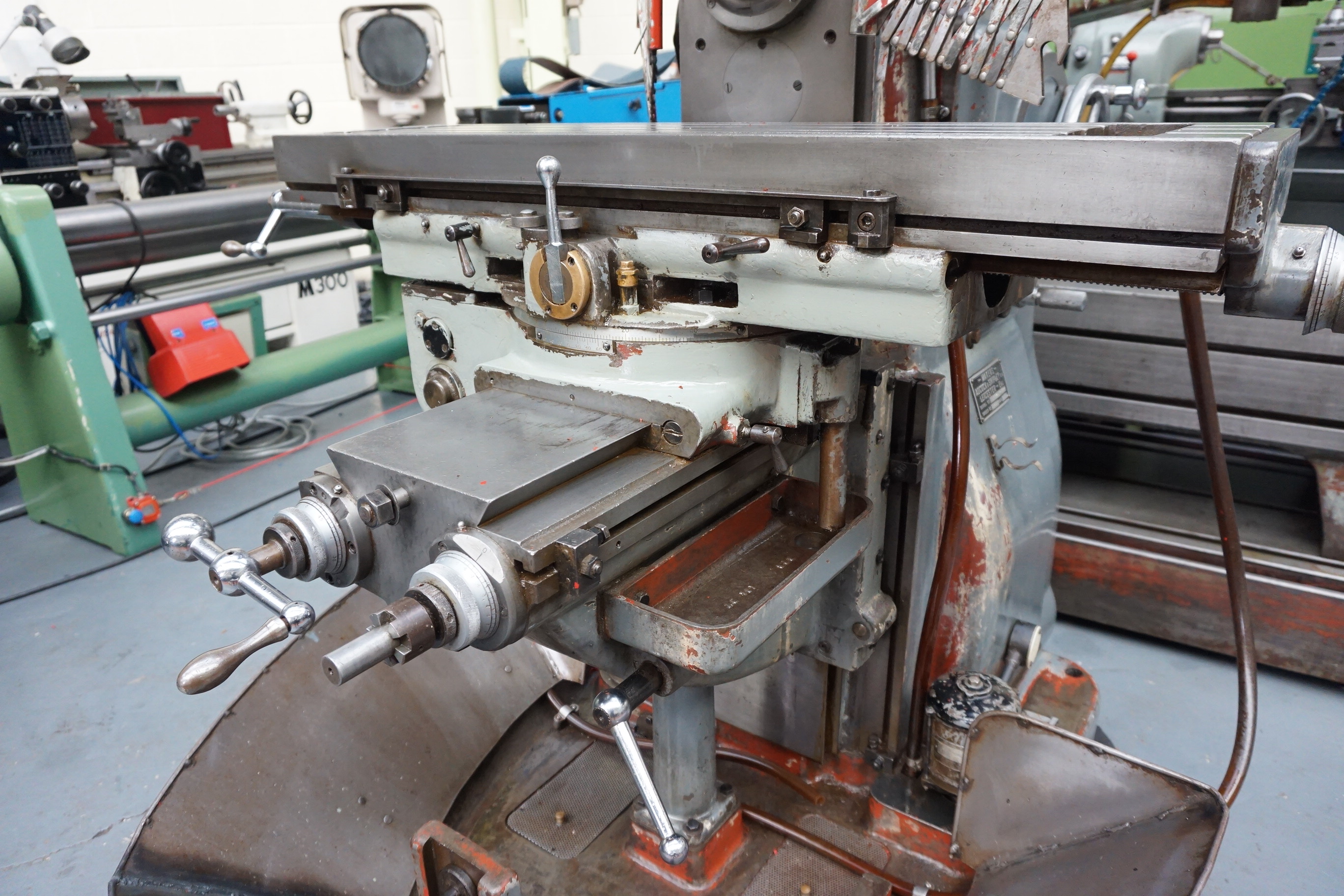 Adcock & Shipley Type 2AGU Universal Milling Machine