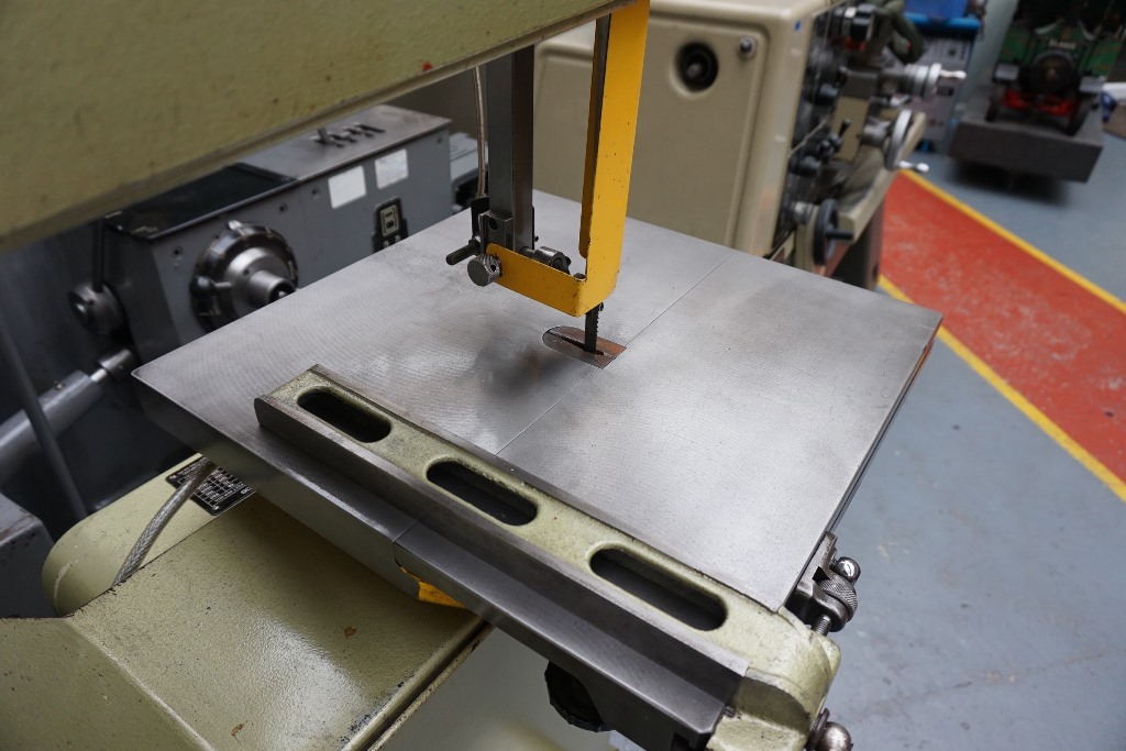 Startrite 18-V-10 Vertical Bandsaw