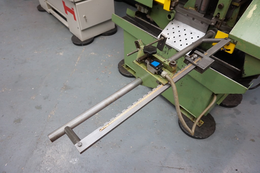 Startrite H250A 10" Automatic Horizontal Bandsaw
