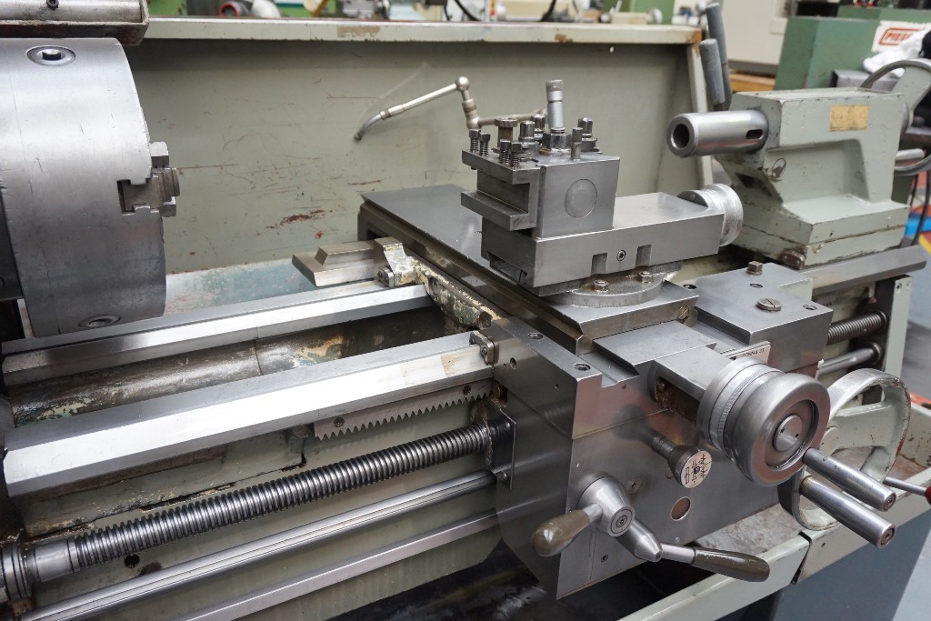 Colchester Triumph 2000 Gap Bed Centre Lathe