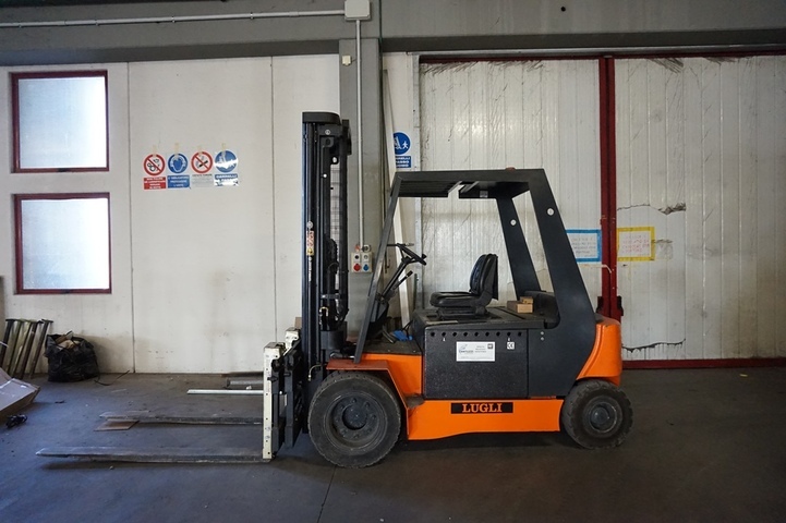 Lugli Model EHX 60 Electric Fork Lift Truck