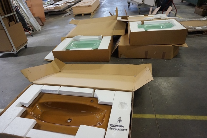 Assorted Glass Wash Basins