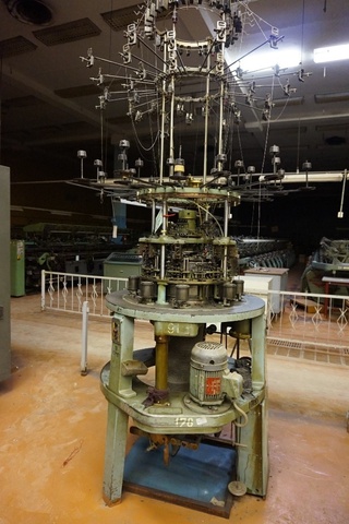 Bentley Type RTR8 18’’ Circular Knitting Machine