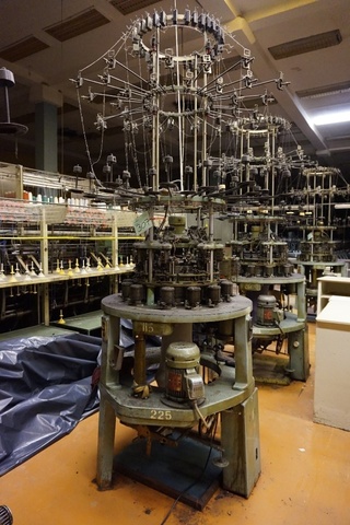 Bentley Type RTR8 18’’ Circular Knitting Machine