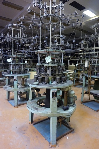 Bentley Type RTR8 18’’ Circular Knitting Machine