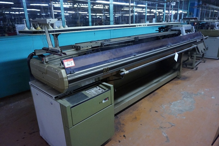 Shima Seiki Type SEC 214K1 Flat Bed Knitting Machine