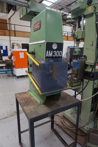 Hare AM300 Bench Mounted Press