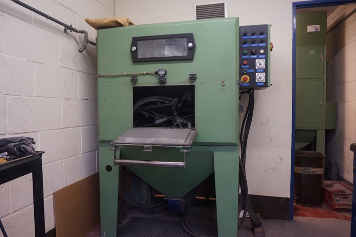Guyson Bead Blast Cabinet RSB 800 With Extraction