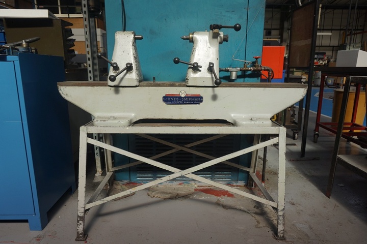 Jones & Shipman Table Centre