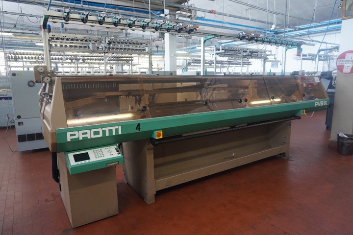 Protti Model PV91X Flat Knitting Machine