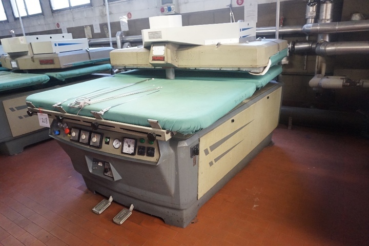 Monti 104/V.D Steam Press Table