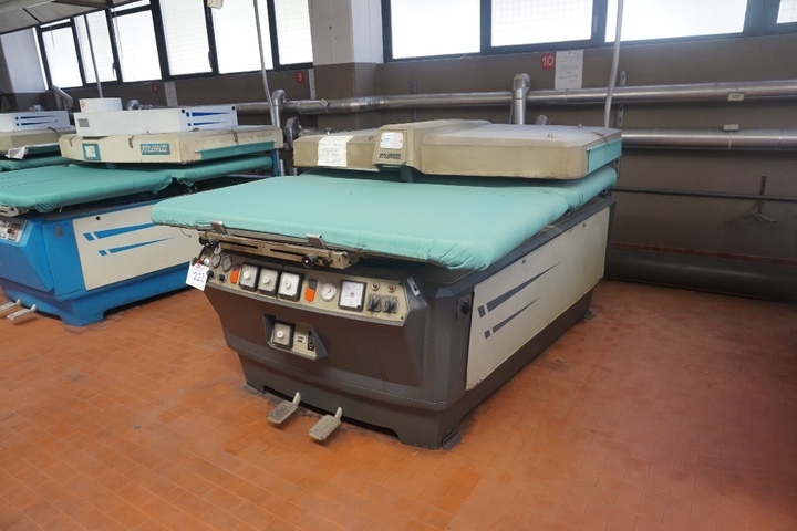 Monti 104/S Steam Press Table