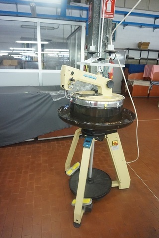 Complett 66DG, Circular, Overlocker, 20 Gauge Linking Machine