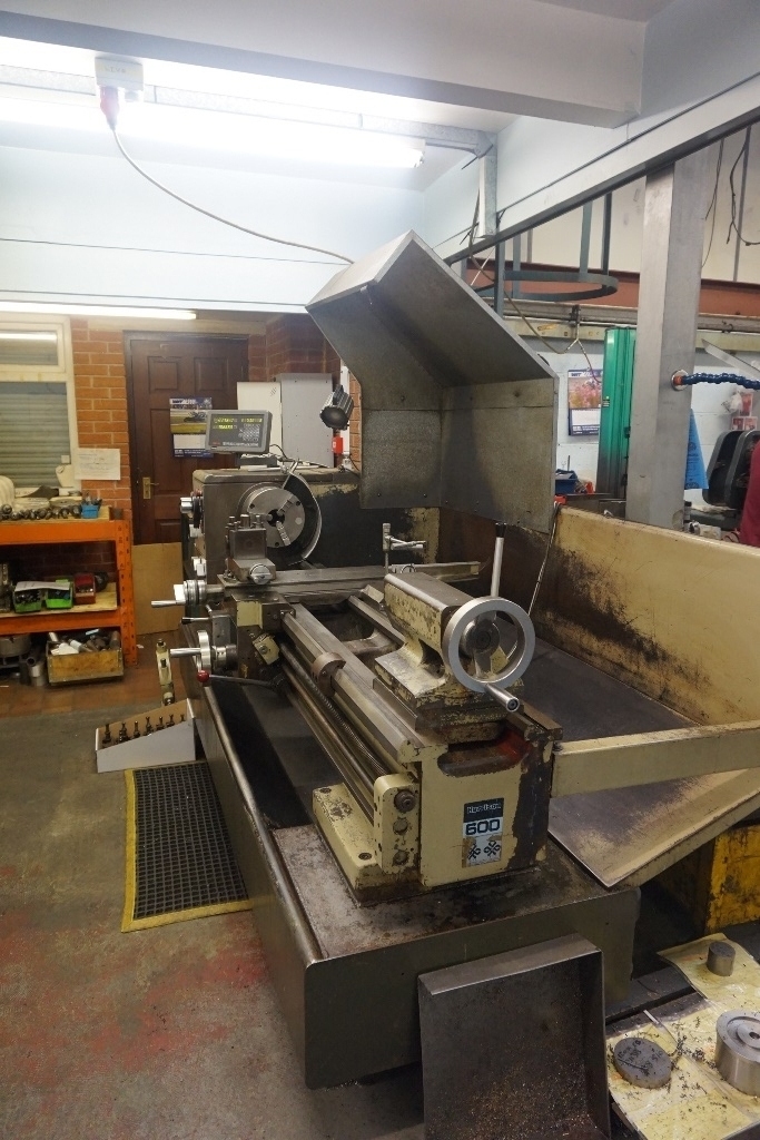 Harrison M400 Gap Bed Centre Lathe