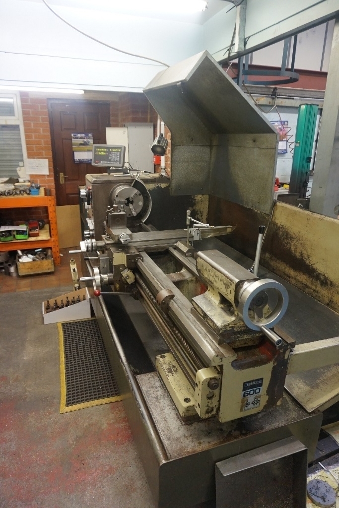 Harrison M400 Gap Bed Centre Lathe