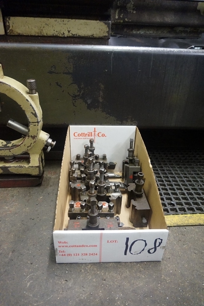 Harrison M400 Gap Bed Centre Lathe