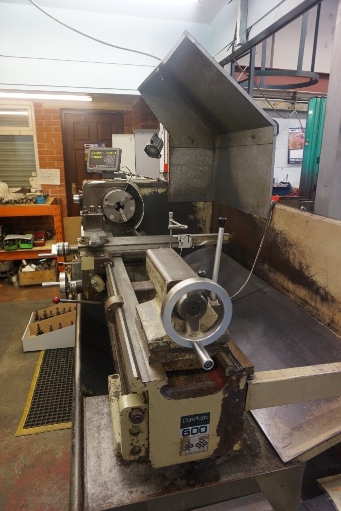 Harrison M400 Gap Bed Centre Lathe