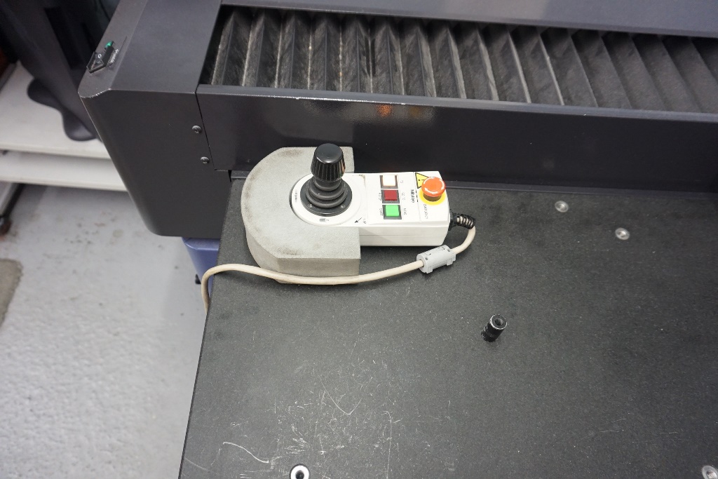Mitutoyo Crysta Apex C 574 Coordinate Measuring Machine
