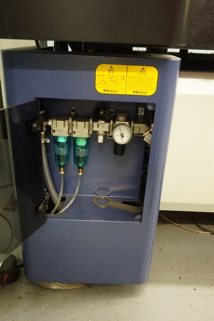 Mitutoyo Crysta Apex C 574 Coordinate Measuring Machine
