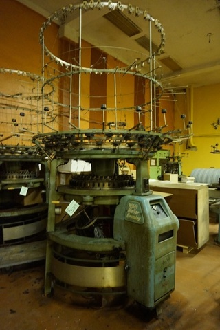 Wildt Mellor Bromley Type 9LM6 30’’ Circular Knitting Machine