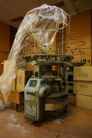 Wildt Mellor Bromley Type 9LM6 30’’ Circular Knitting Machine