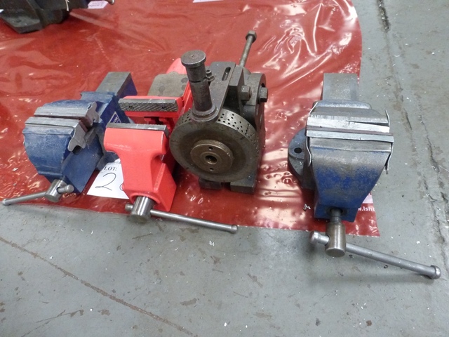 Senator, Record and Kennedy Mountable Vices