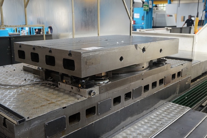 Giddings and Lewis Airlift Rotary Table - 48 x 36"