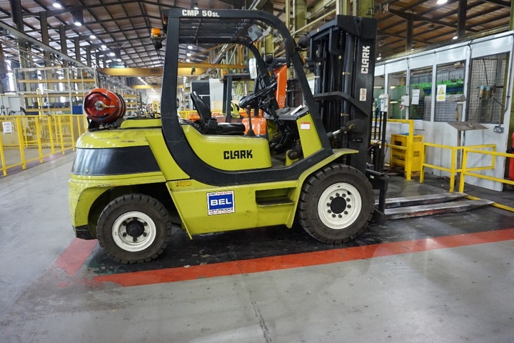 Clark Dual Fuel Fork Lift Truck