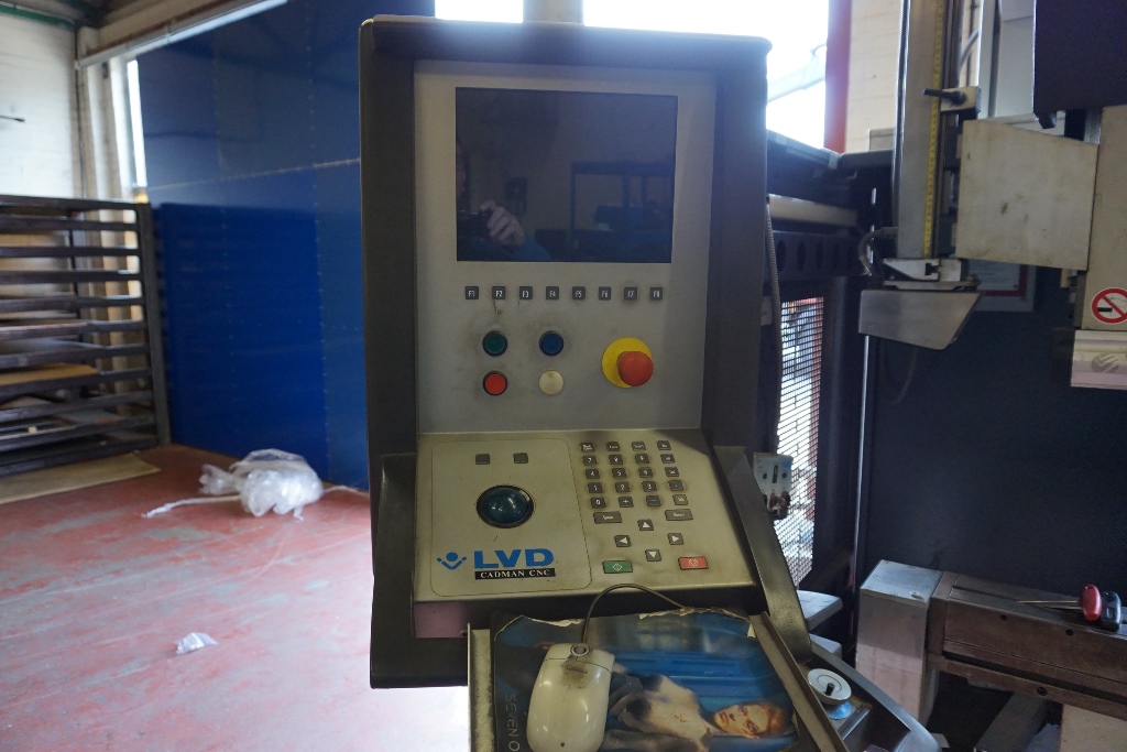 LVD Model PPEB135-3050 Pressbrake