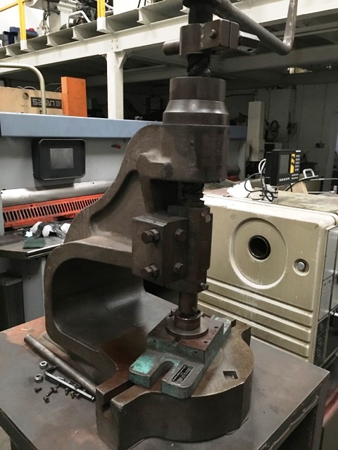 Norton 8A Deep Throat Flypress on Stand