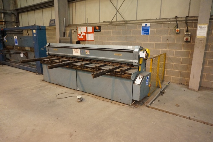 Crefco 3000 x 3.2mm M/Steel Guillotine