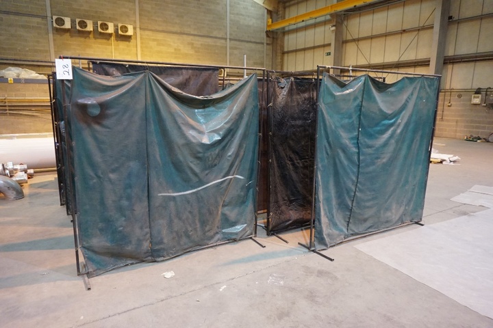 Qty (16) Welding Screens