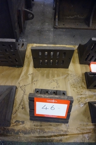 (2) Tilting Angle Plates