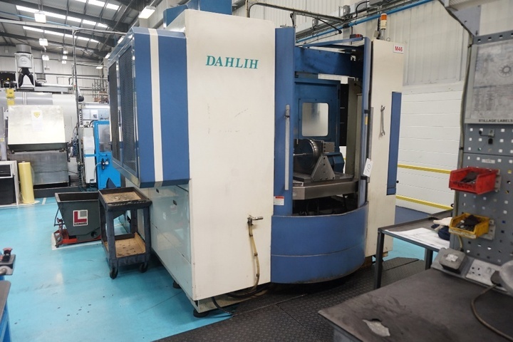 Dahlih DL-DMV800 Twin Pallet 3 Axis Vertical Machining Centre