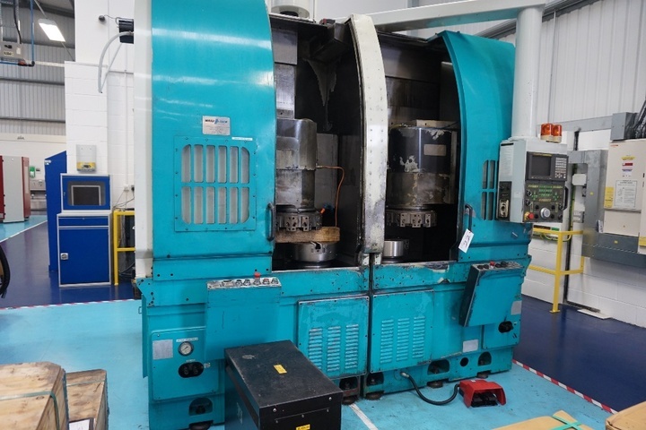 Doosan V420T Twin Spindle Vertical Lathe