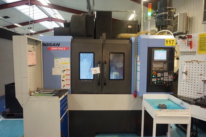 Doosan Type DNM 400ii 4-Axis Vertical Machining Centre