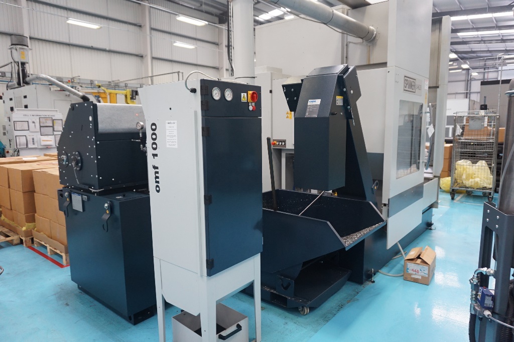 Spinner Type U5-620 5-Axis Vertical Machining Centre