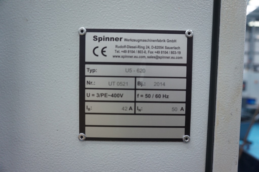 Spinner Type U5-620 5-Axis Vertical Machining Centre