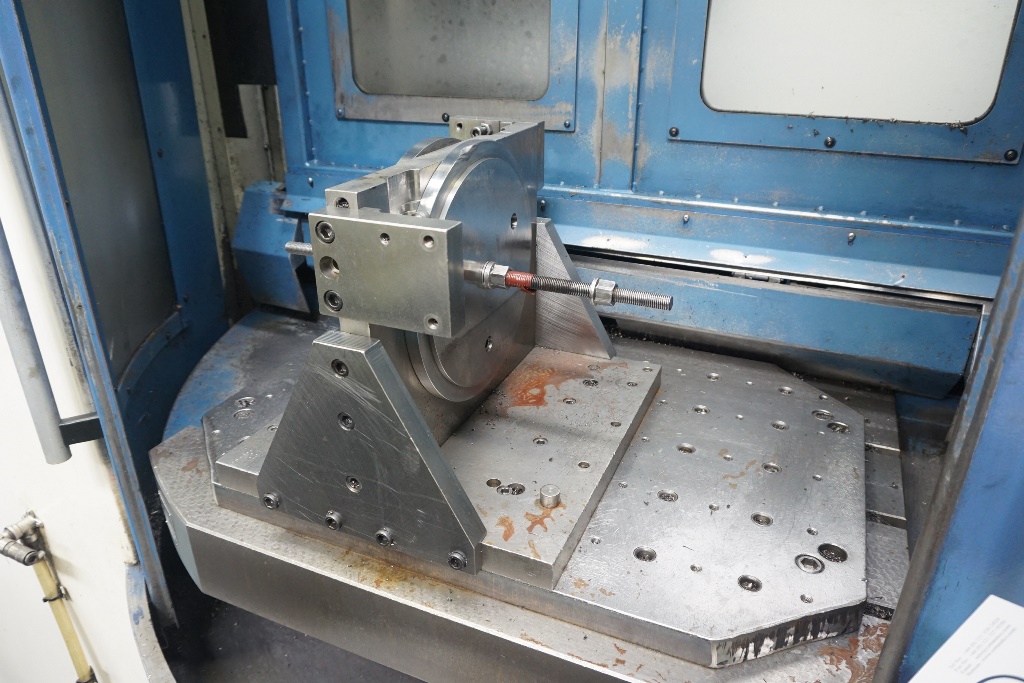 Dahlih DL-DMV800 Twin Pallet 3 Axis Vertical Machining Centre