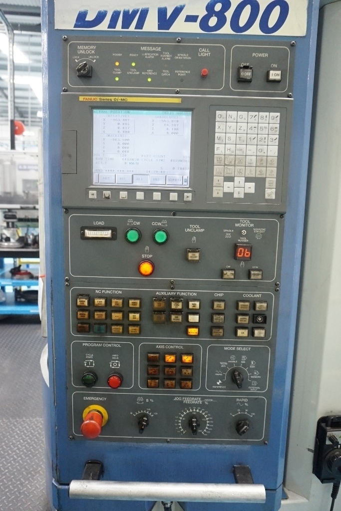 Dahlih DL-DMV800 Twin Pallet 3 Axis Vertical Machining Centre